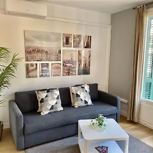 2 Bdr Eixample Apartamento