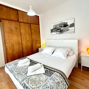 Apartament Carrer D'olesa, Barcelona