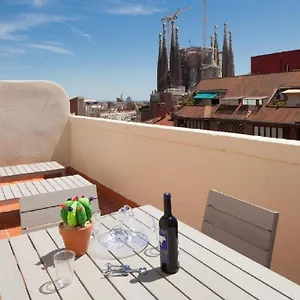 Ola Living Sagrada Familia Апартаменты