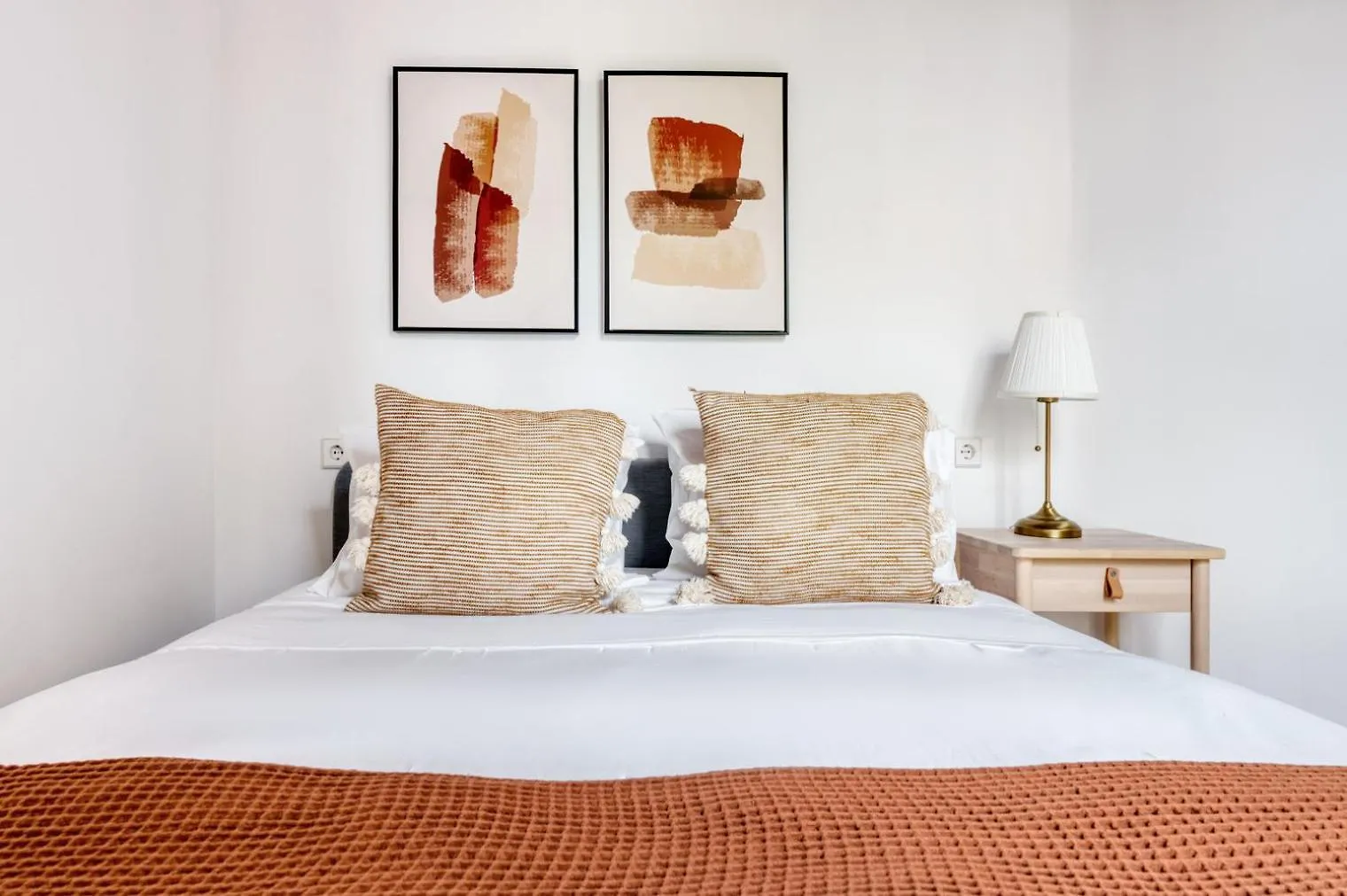Blueground Sagrada Familia Furnished Bcn-99 Apartment Barcelona